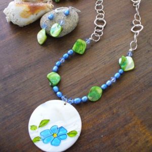Blue And Green Shell Pendant Jewelry Idea