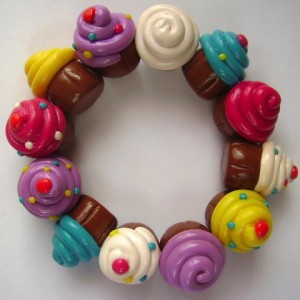 Cupcake Bracelet Jewelry Idea