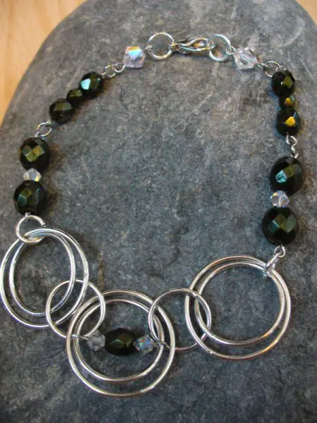 Green Pearl And Hoop Necklace Project