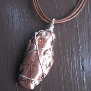 Wired Copper Pendant Jewelry Idea