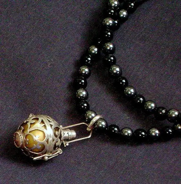 Onyx and Hematite Protection Necklace Project