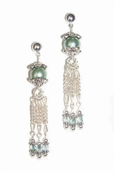 Green Glass Pearl Dangle Earrings Project
