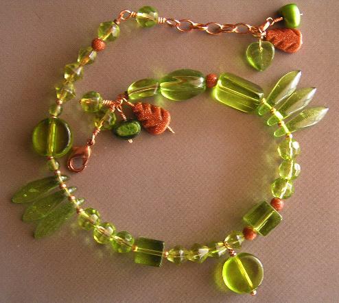 Goldstone And Green Anklet Project