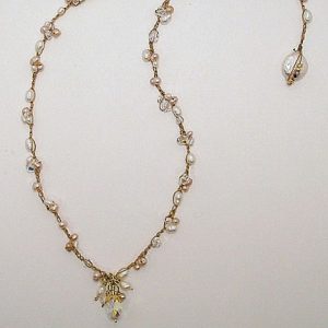 Pearl Clusters Crocheted Neckace Jewelry Idea