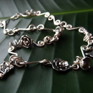 Silver Garden Necklace Jewelry Idea